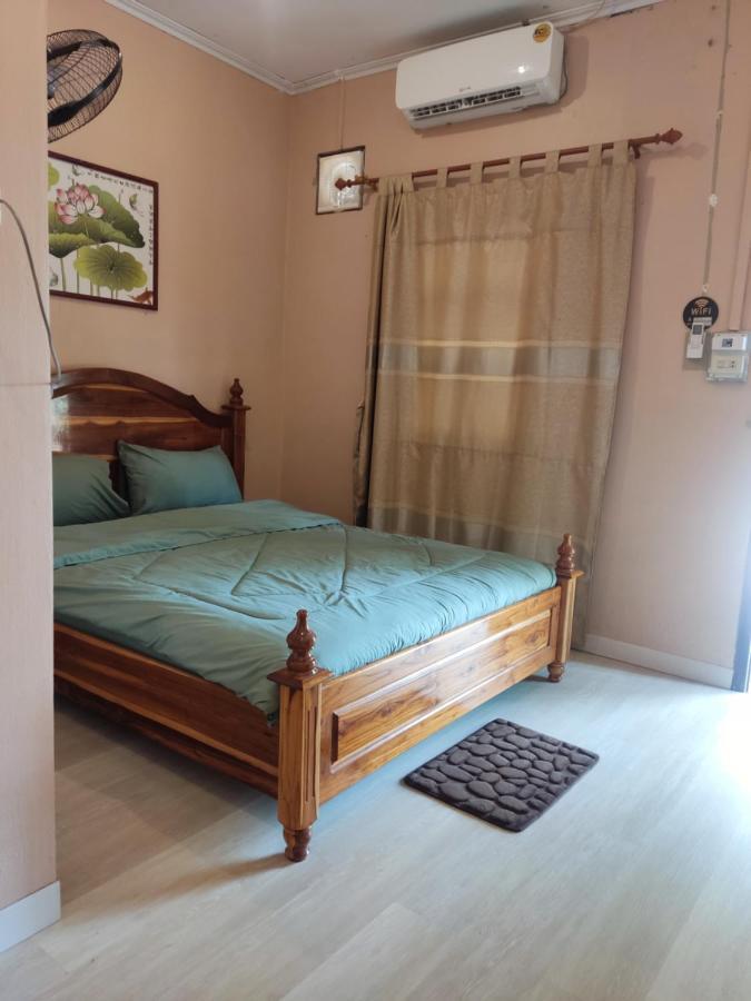 Erawan Guesthouse Pakxé Exteriör bild